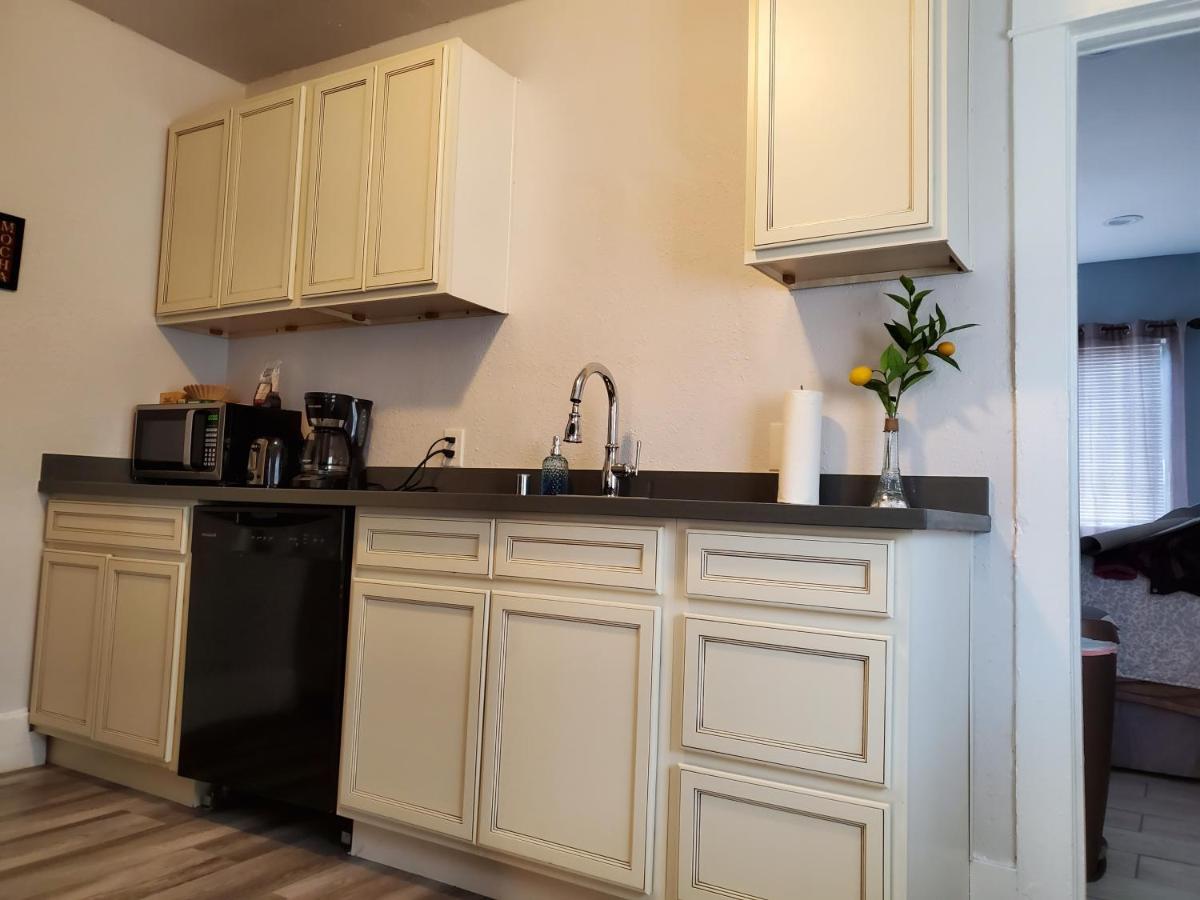 יובה סיטי Claras Residences מראה חיצוני תמונה